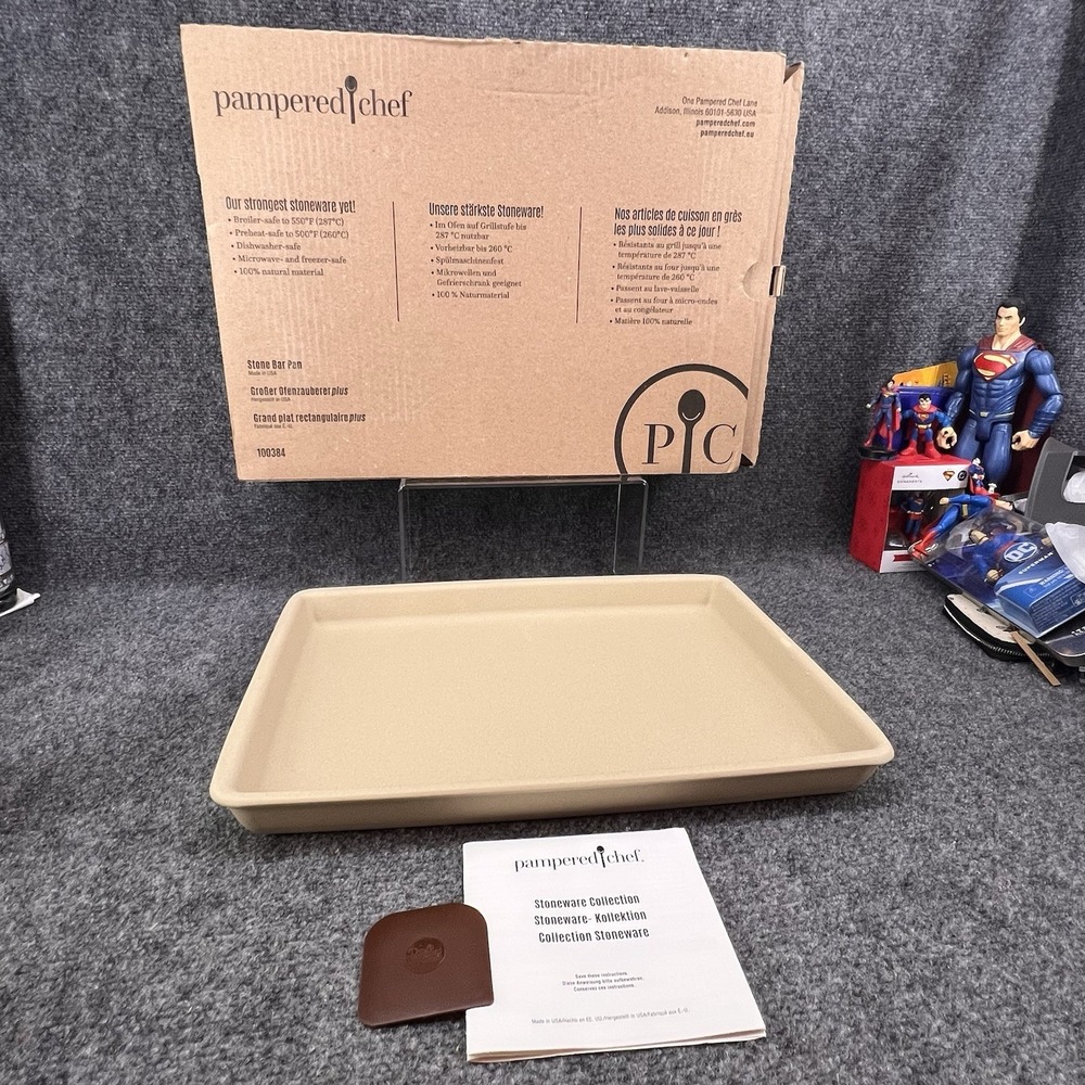 New Pampered Chef Large Stone Bar Pan 11x17 Stoneware Bakeware 100384 NIB